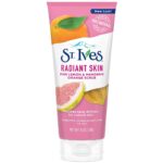 اسکراب روشن‌کننده لیموی صورتی و پرتقال ماندارین سینت ایوز (St Ives Radiant) وزن 170 گرم